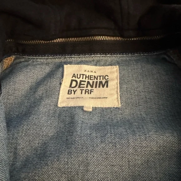 Zara Blue Denim Jacket with Black Hood - Picture 5 of 8